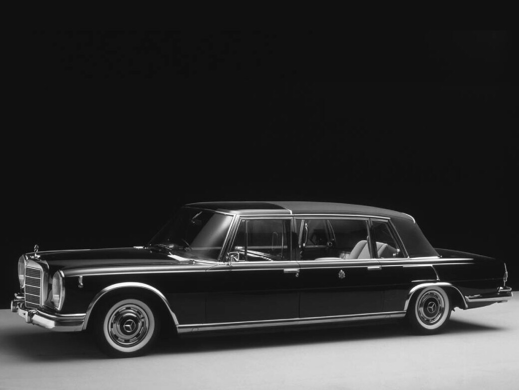 Mercedes-Benz 600 Pullman-Landaulet model