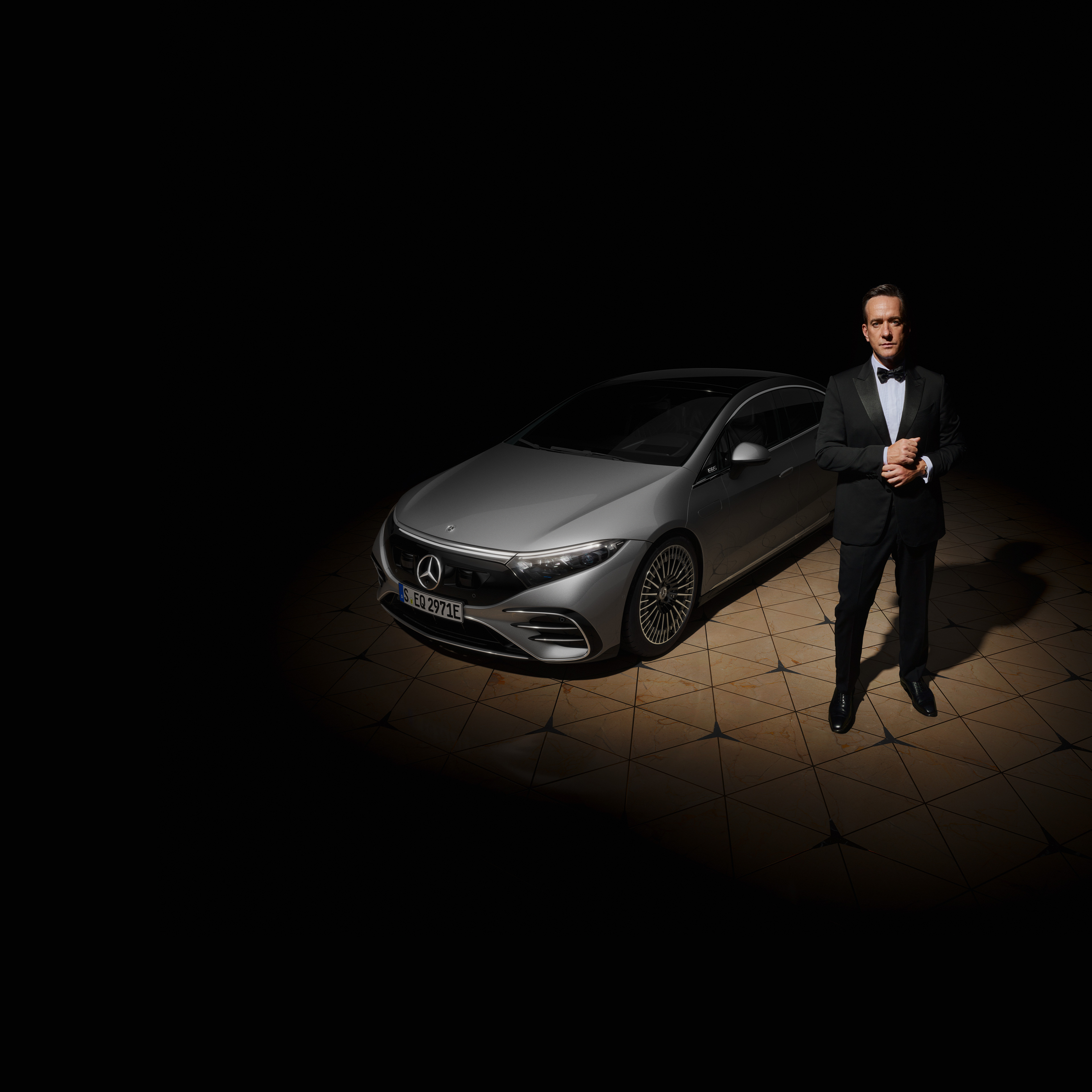 Lead in Intelligence | Mercedes-Benz