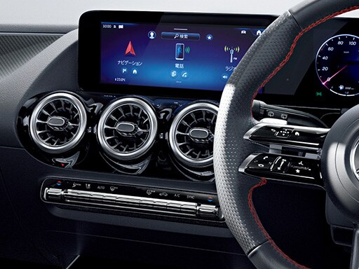 B-Class クライメートコントロール（前席左右独立調整）