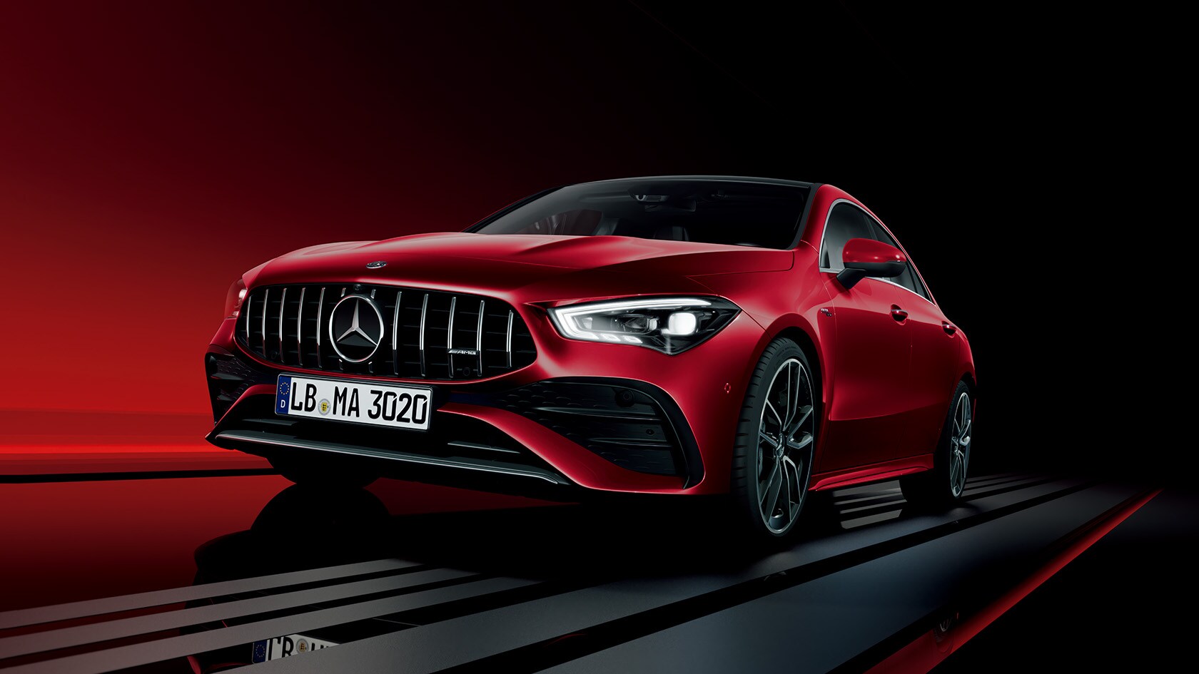 美品　4本セット メルセデスCLA等に　EUROTECH 18インチ wat_ao3011f-toku-01