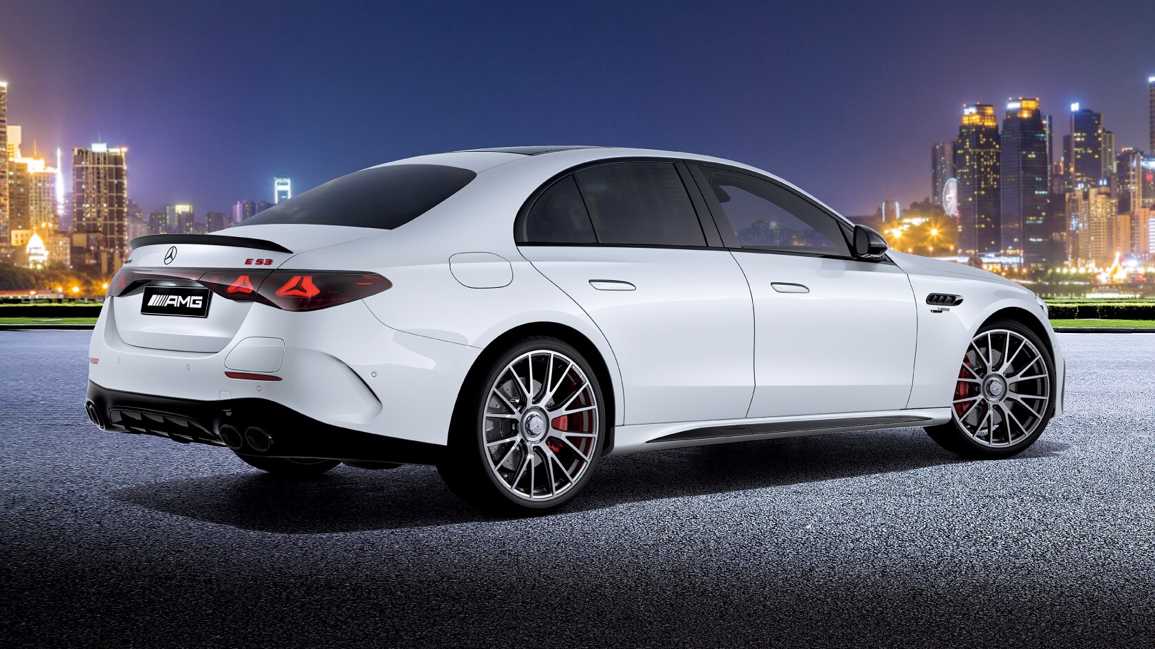 ベンツ　AMG Mercedes-AMG E-Class Sedan
