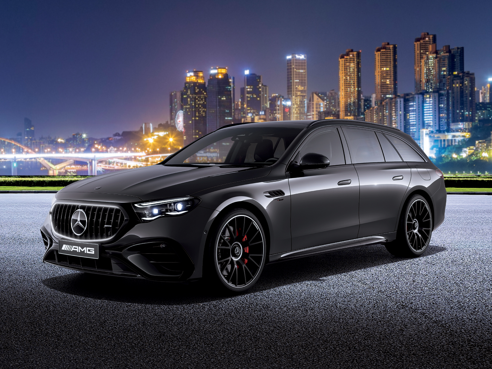 Mercedes-AMG E 53 HYBRID 4MATIC+ Stationwagon Edition Night Carbon(PHEV) Mercedes-AMG E 53 HYBRID 4MATIC+ Stationwagon Edition Night Carbon(PHEV)