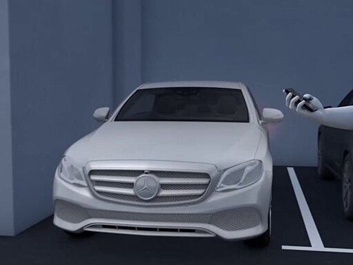 Mercedes-AMG E-Class Stationwagon アドバンスドパーキングパッケージ