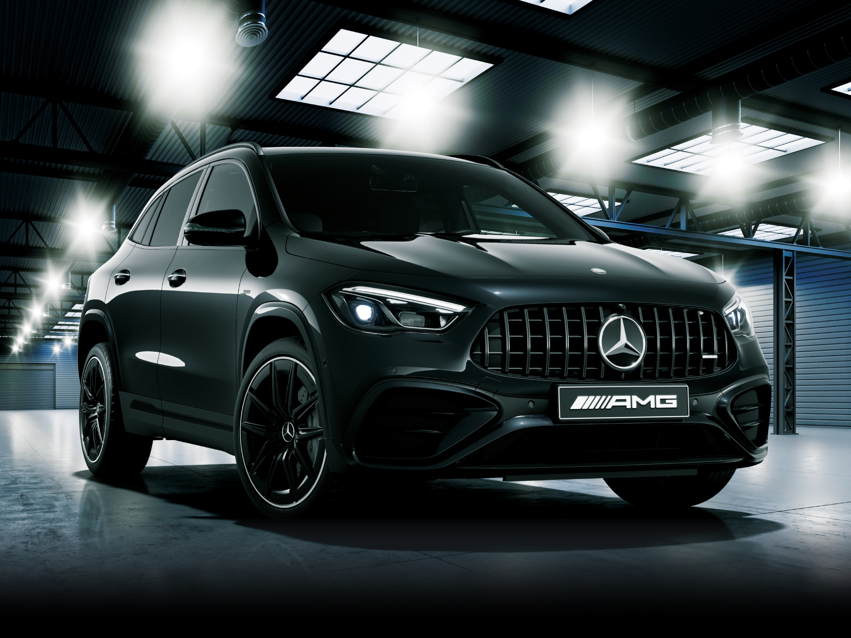 Mercedes-AMG GLA 35 4MATIC Black Masterpiece Mercedes-AMG GLA 35 4MATIC Black Masterpiece