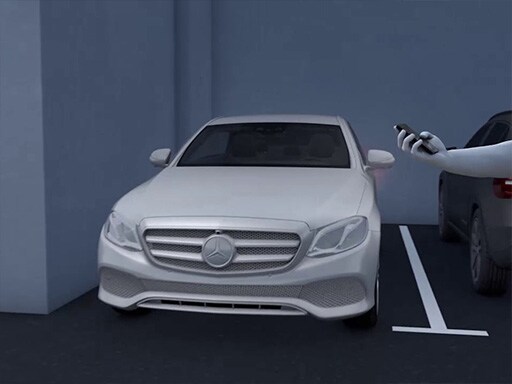 Mercedes-Maybach EQS SUV リモートパーキングアシスト