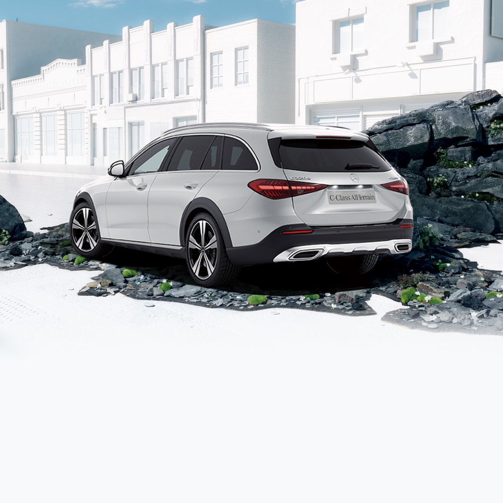 フルタイム四輪駆動システム4MATIC
