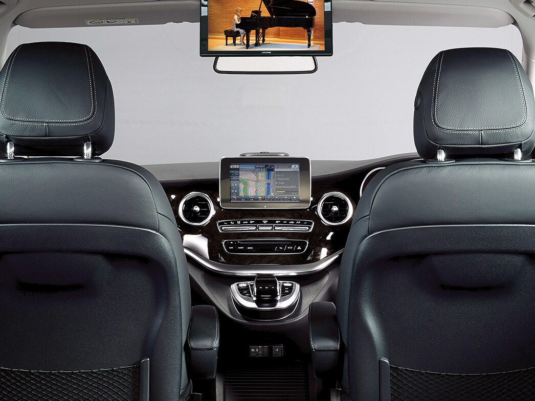 リアエンターテインメントシステム (フリップダウンタイプ) MBUX(NTG6)用