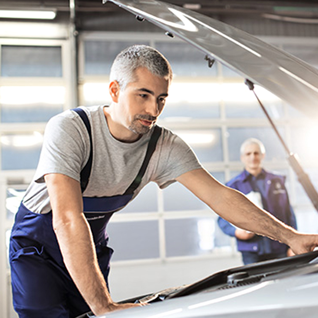 なぜ、メルセデス・ベンツのメンテナンスは正規販売店で行うことが大切なのでしょうか? なぜ、メルセデス・ベンツのメンテナンスは正規販売店で行うことが大切なのでしょうか?