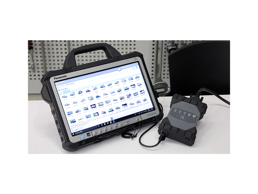 メルセデスに接続する専用車両診断機