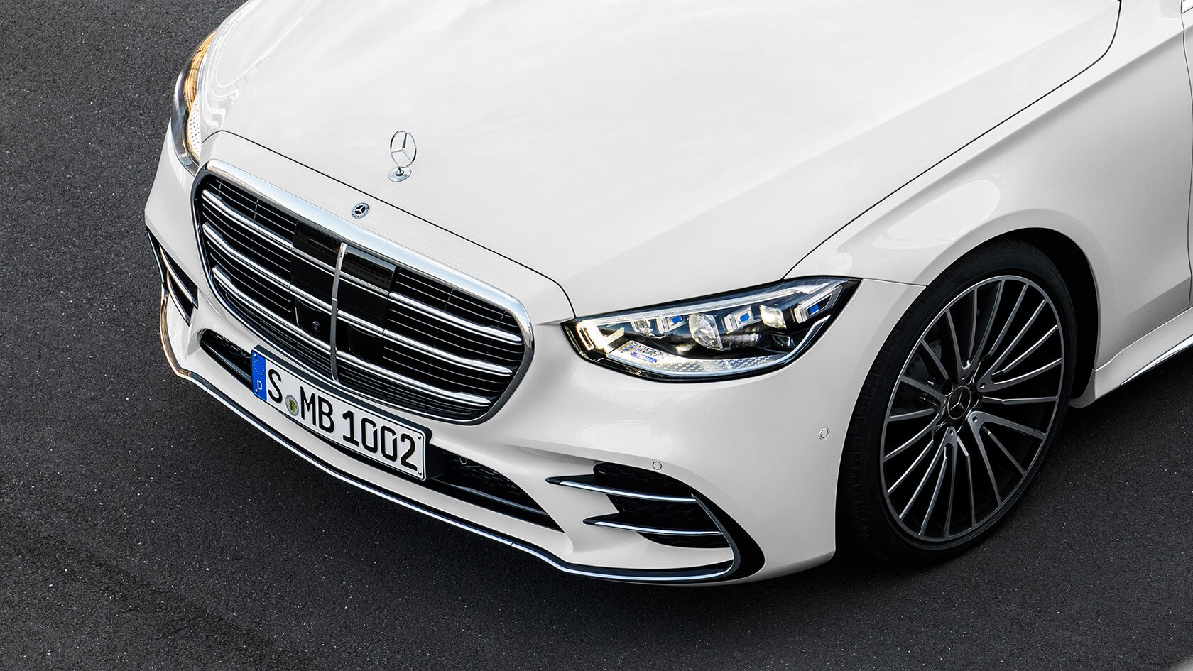 メルセデス・ベンツ AMG21インチ ホイールセット AMG21インチ マルチスポーク アルミホイール&タイヤ 特別セット