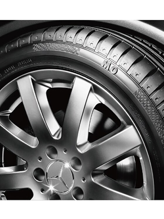 「MO」の刻印をもつメルセデス・ベンツ承認タイヤ