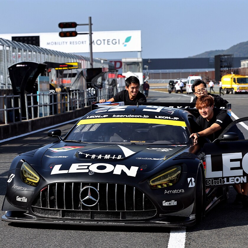 レース最高峰でなぜメルセデスAMGが選ばれるのか Mercedes-Benz LIVE ライブ