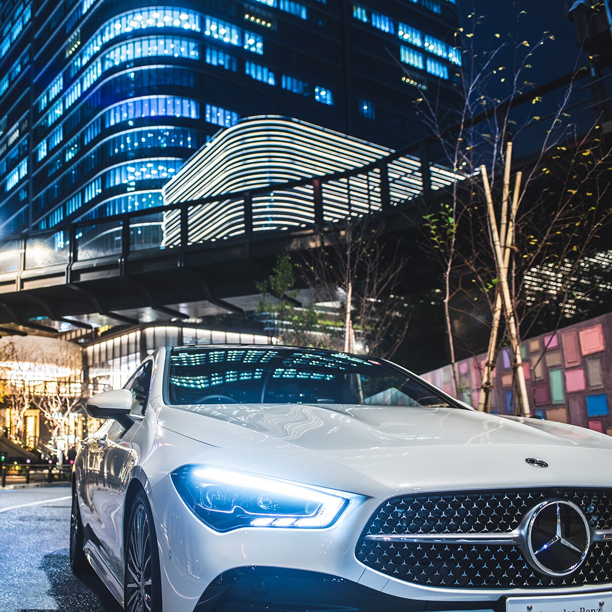 CLA シューティングブレーク、その高貴なスタイル
