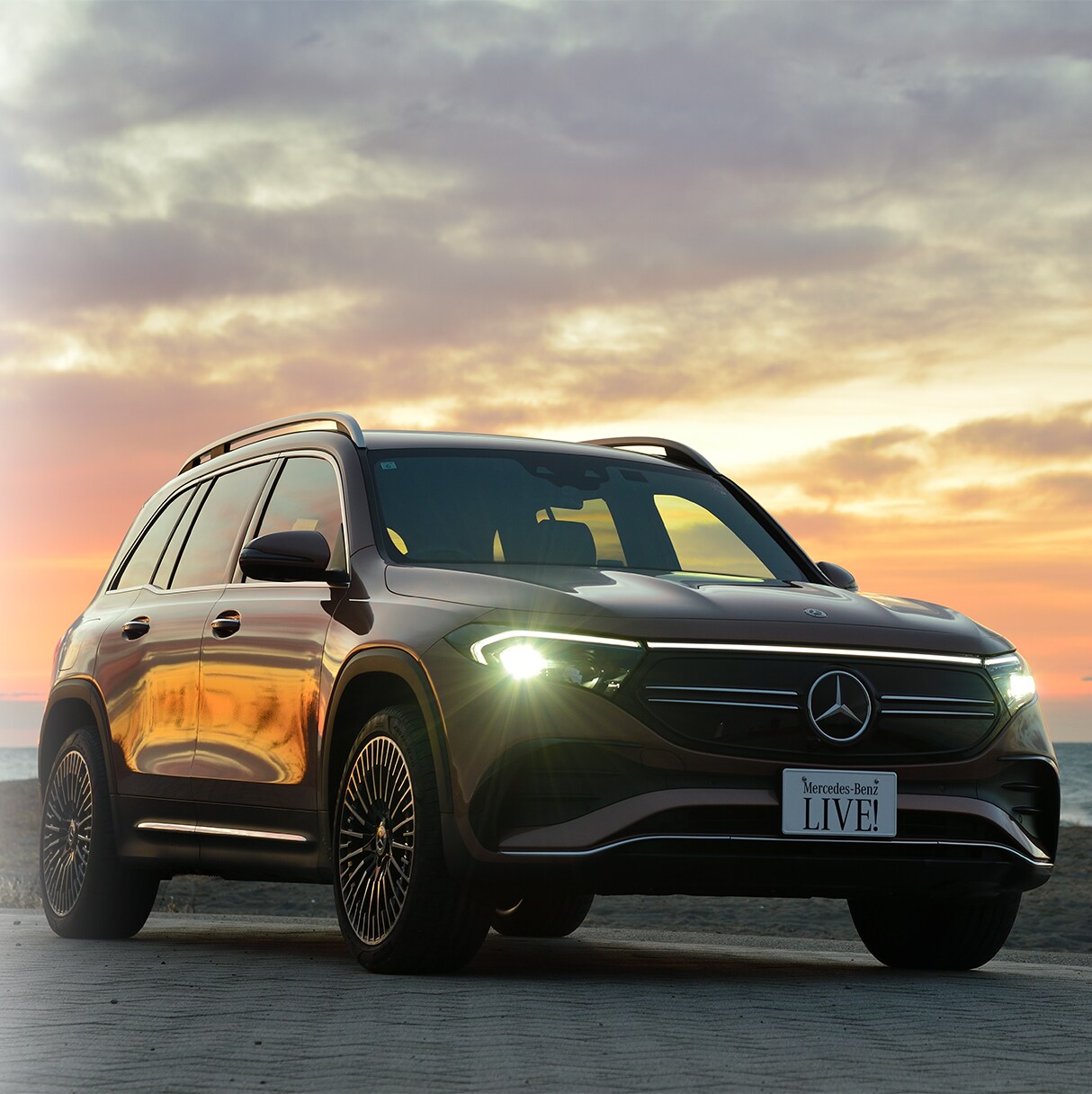 EQBで日本の美しい朝日を愛でる｜Mercedes-Benz LIVE!（メルセデス  