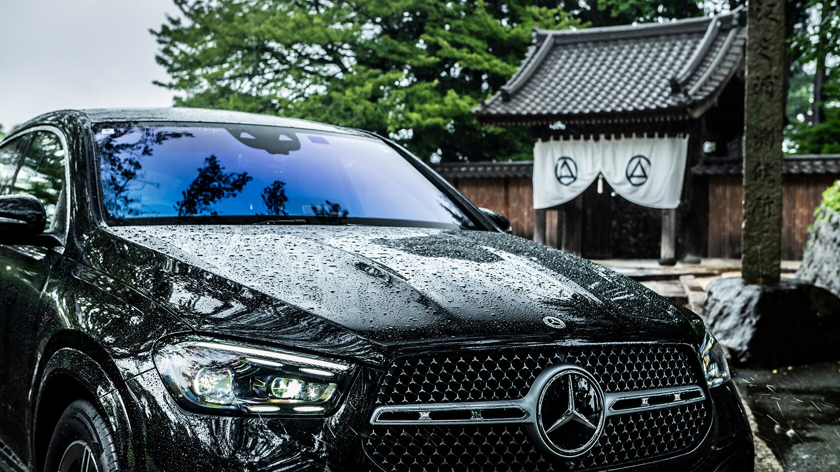 芸術の秋”を堪能すべく小田原・江之浦測候所へGLEクーペで出かける