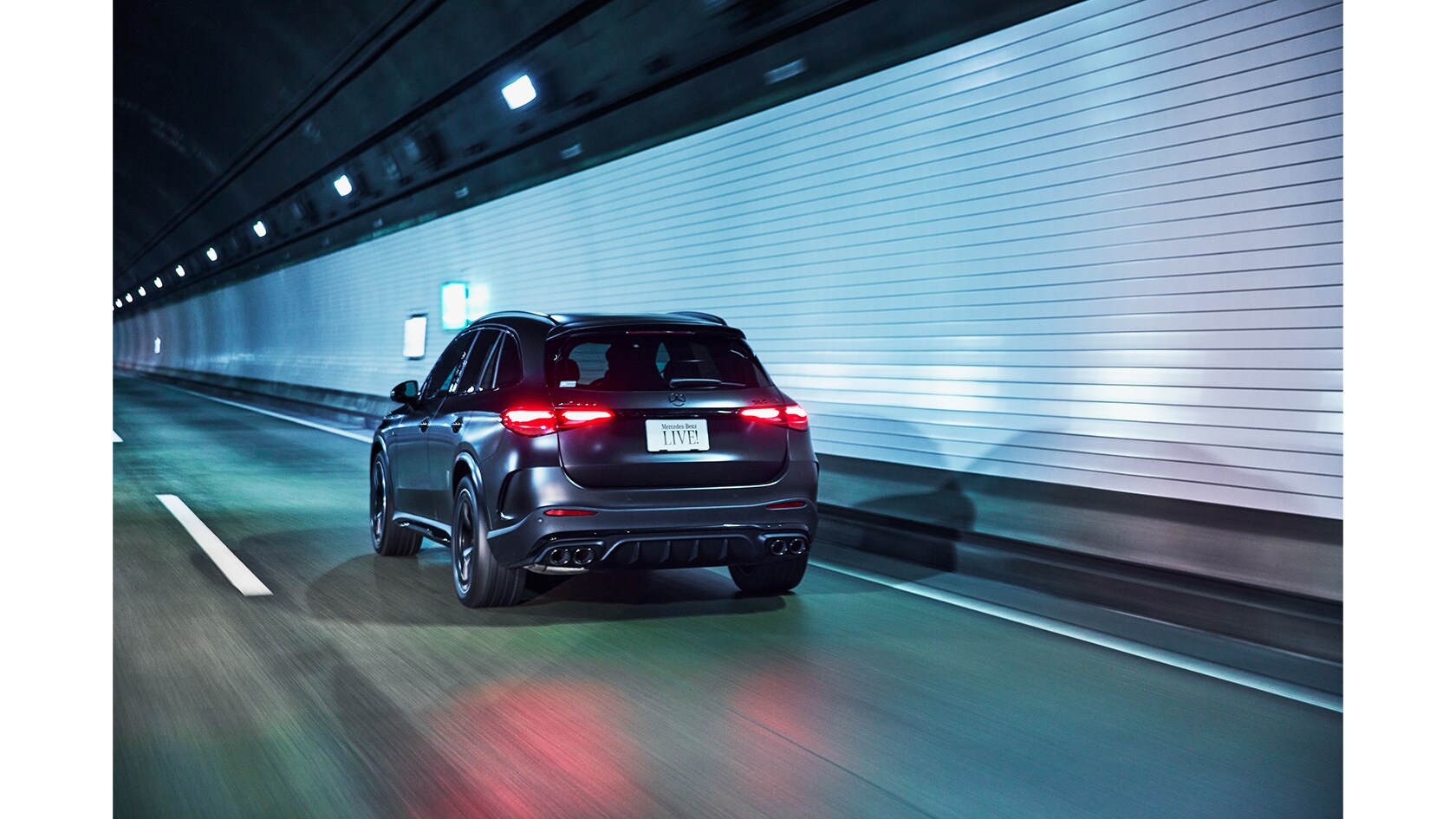Mercedes-AMG GLC 43の特別仕様モデルで都会の夜を駆け抜ける 