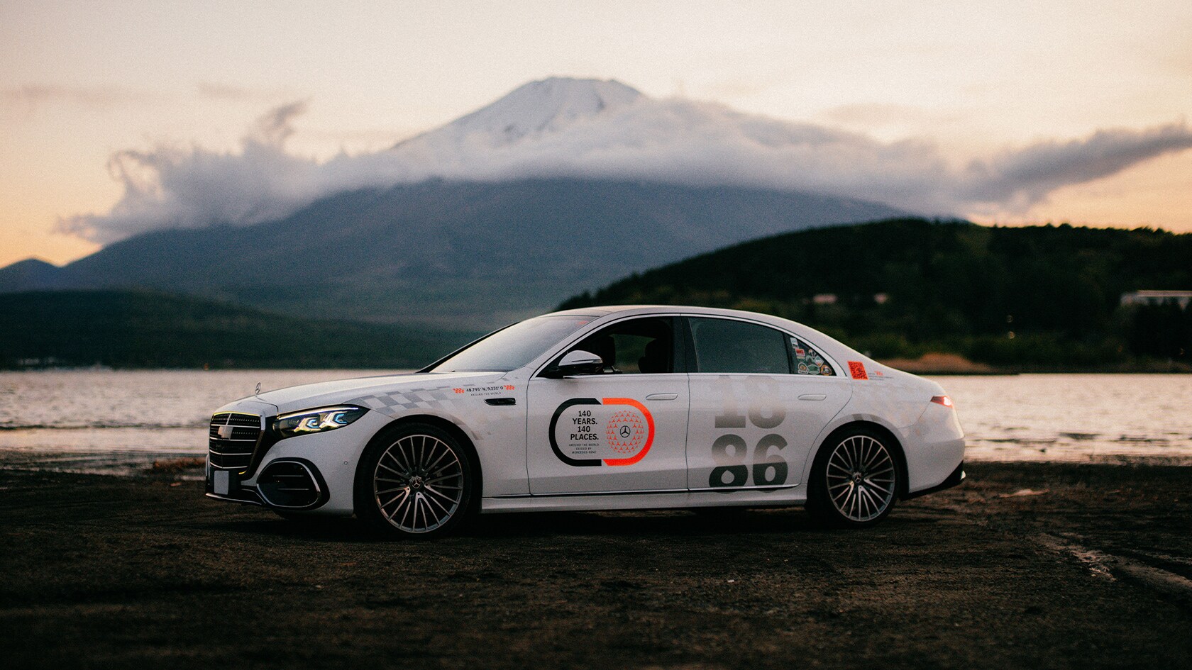 Mercedes-Benz LIVE!