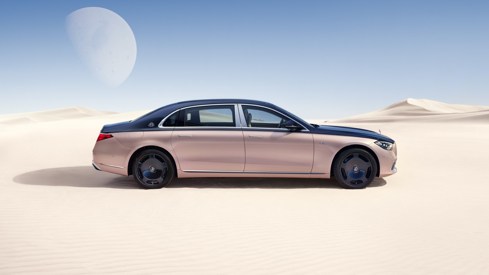終了】限定車 Mercedes-Maybach S-Class Haute Voiture を特別