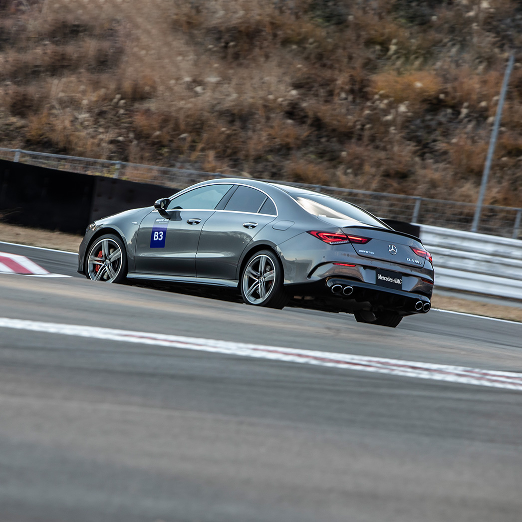 AMG 63 Driving Club プログラム AMG 63 Driving Club プログラム