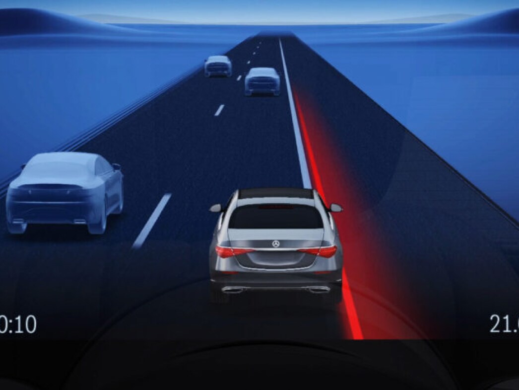 アクティブレーンキーピングアシスト