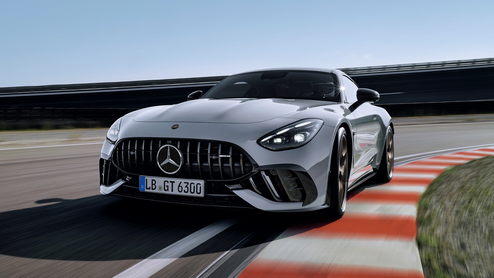 AMG Performance Tour 2026｜メルセデス・ベンツ日本