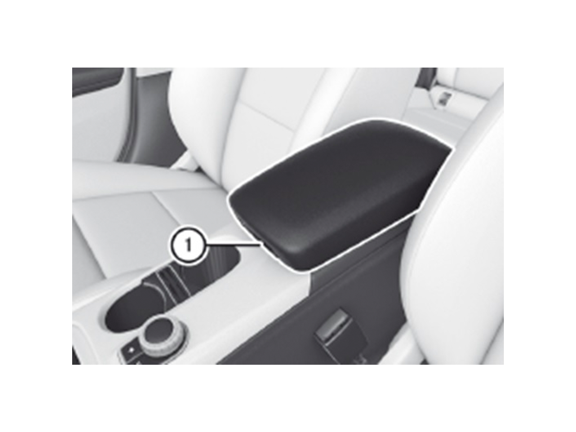 USBタイプAの差し込み口は、アームレストの下の小物入れ（図参照）にございます。