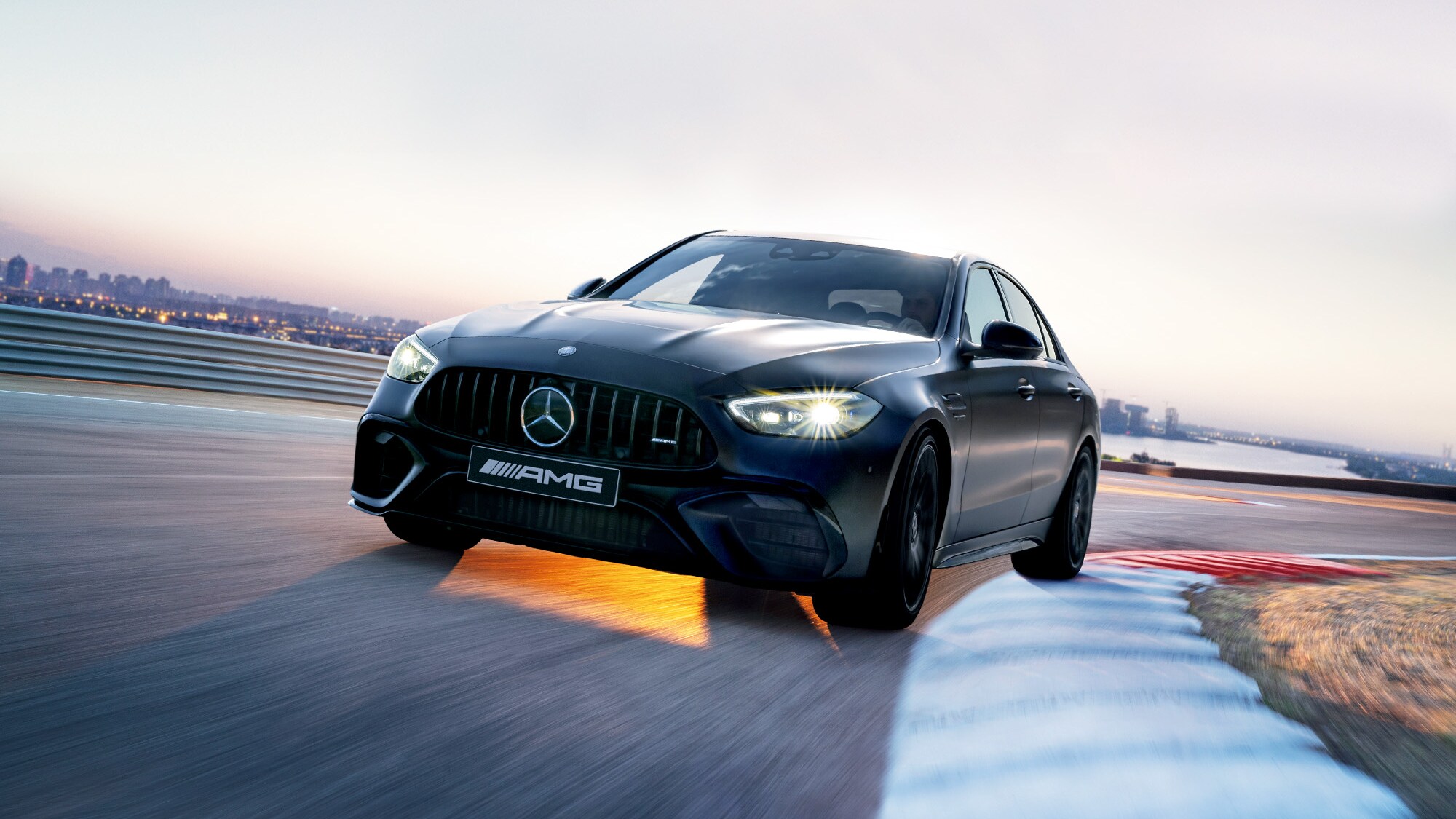Mercedes-AMG C 63 S E PERFORMANCE Edition Peak