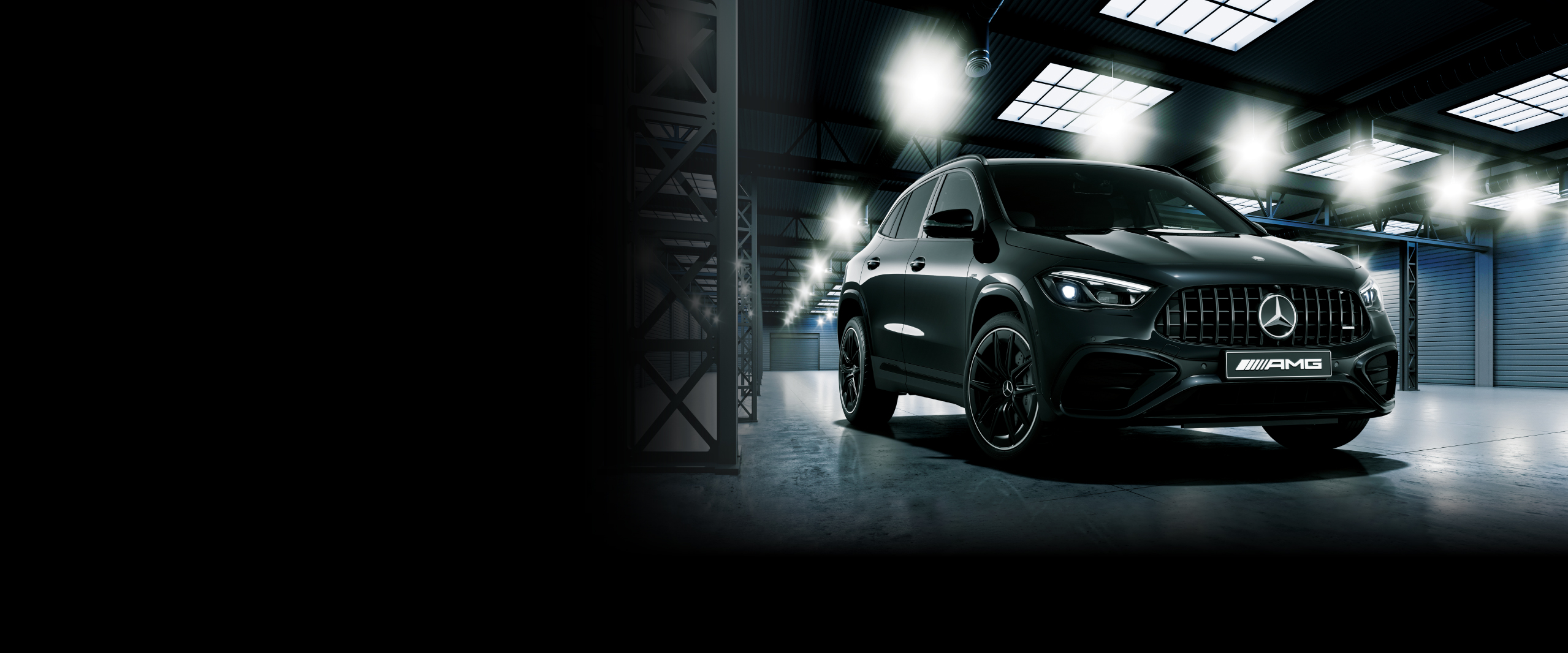 Mercedes-AMG GLA 35 4MATIC Black Masterpiece Mercedes-AMG GLA 35 4MATIC Black Masterpiece